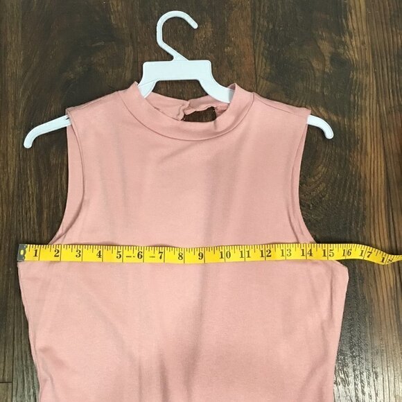 Classic Blush Keyhole Back Bodycon Classy Dress - Picture 2 of 8